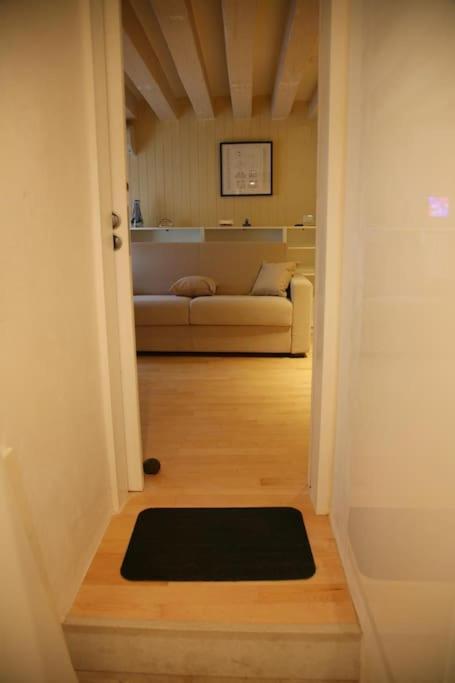 Piccola Dimora In Palazzo Storico Apartment Венеция Екстериор снимка