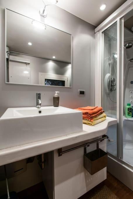 Piccola Dimora In Palazzo Storico Apartment Венеция Екстериор снимка