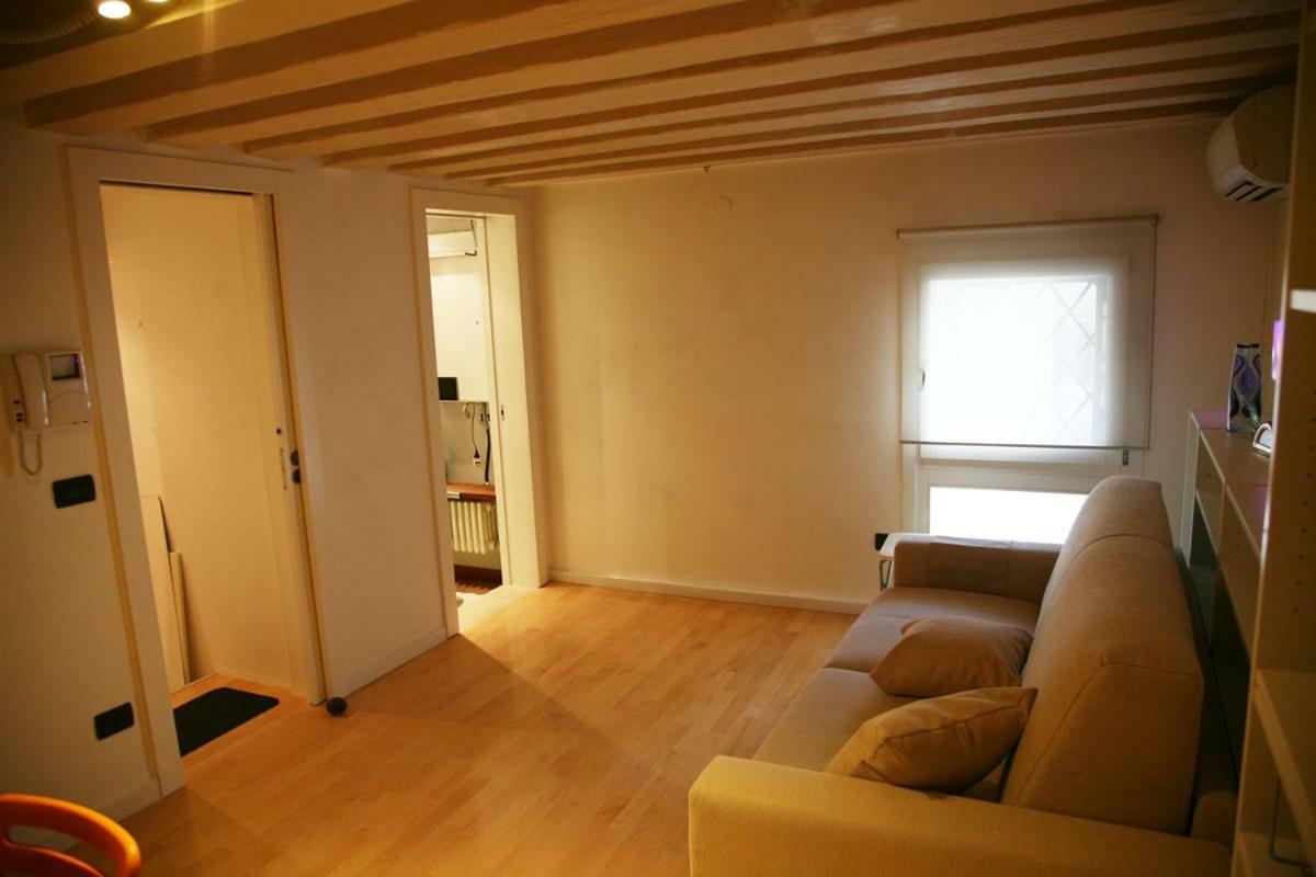 Piccola Dimora In Palazzo Storico Apartment Венеция Екстериор снимка